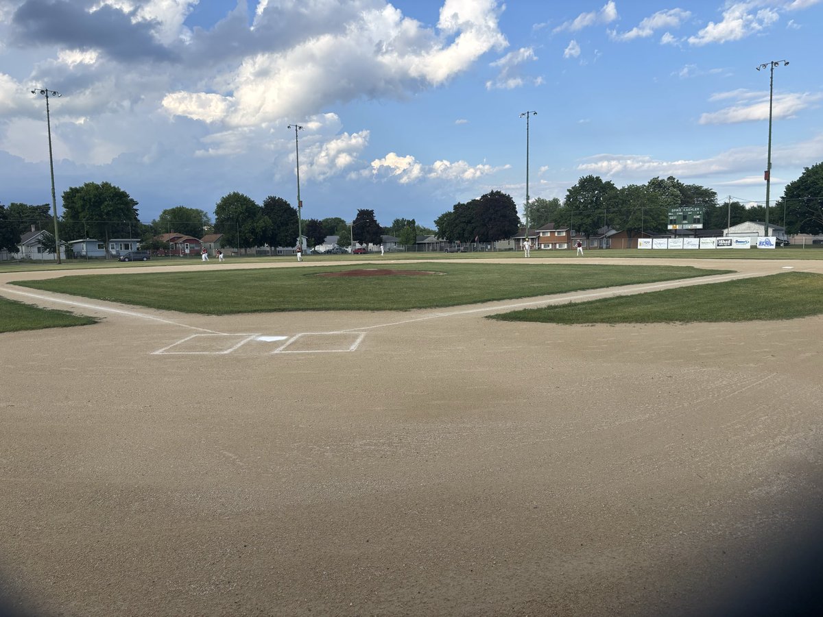 GabeSlavin's tweet photo. It’s Bark in the Park Night at Gabrych Park! The Winona Chiefs (2-3) host the Wanamingo Jacks (2-1) tonight!

Coverage on 99.3 @TheFanWinona starts at 7:15 for pregame.   

First Pitch at 7:30 pm on KWMN https://t.co/c4m0mPzB8e