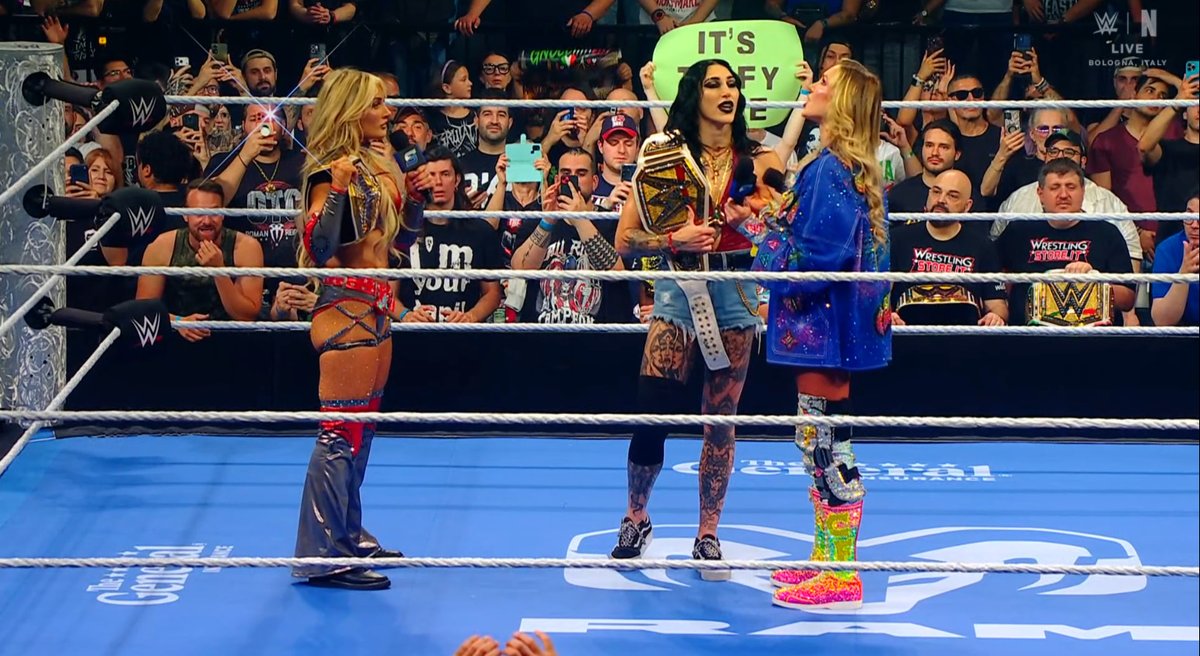 RheaRipleyNet's tweet photo. #RheaRipley #SmackDown #TheEradicator
#FridayNightMami #Brutality 😈

(@RheaRipley_WWE) https://t.co/2RpnLFtmeD