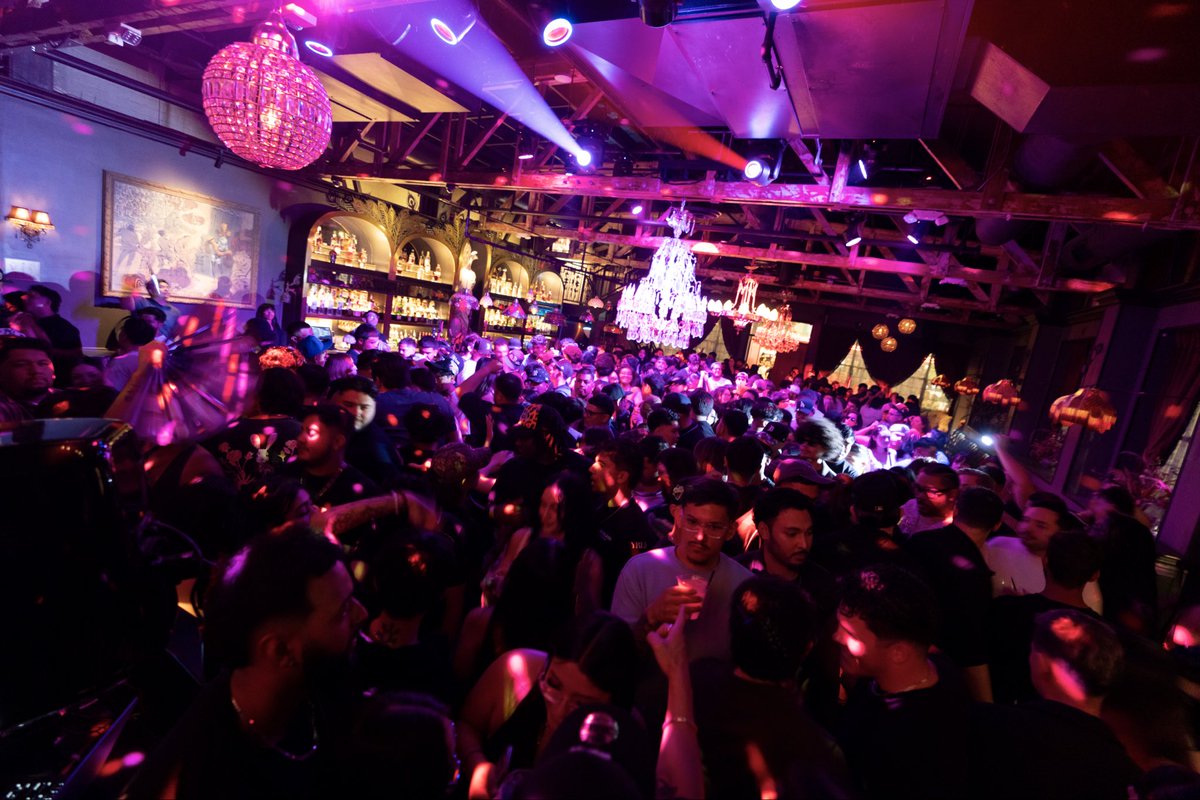 djjuneb's tweet photo. 📍 First Friday: Con Altura at Commonwealth 🔥
See you tonight. https://t.co/UiqXycuIjU