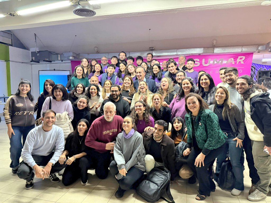 ReformistaFCPyS's tweet photo. 💜 La UNCUYO necesita de @gabrielfidel y Flavia Fillipini en la conducción. Una fórmula que garantiza experiencia en gestión, capacidad de diálogo, pluralidad y un profundo compromiso con la Universidad Pública.

Seamos puente hacia la Universidad que queremos. https://t.co/chyKwzy9pW