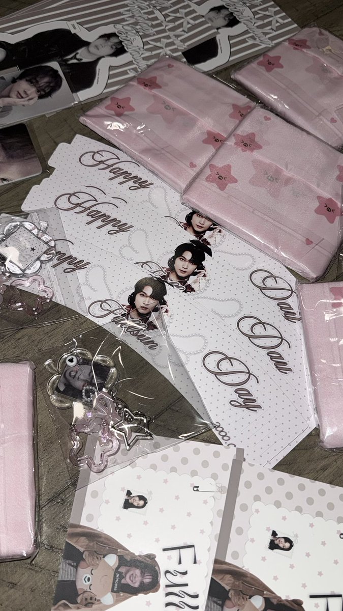 digitalfaeiry's tweet photo. little details (˶ᵔ ᵕ ᵔ˶)

so excited for haeweekend! https://t.co/MP6f0TiQzk