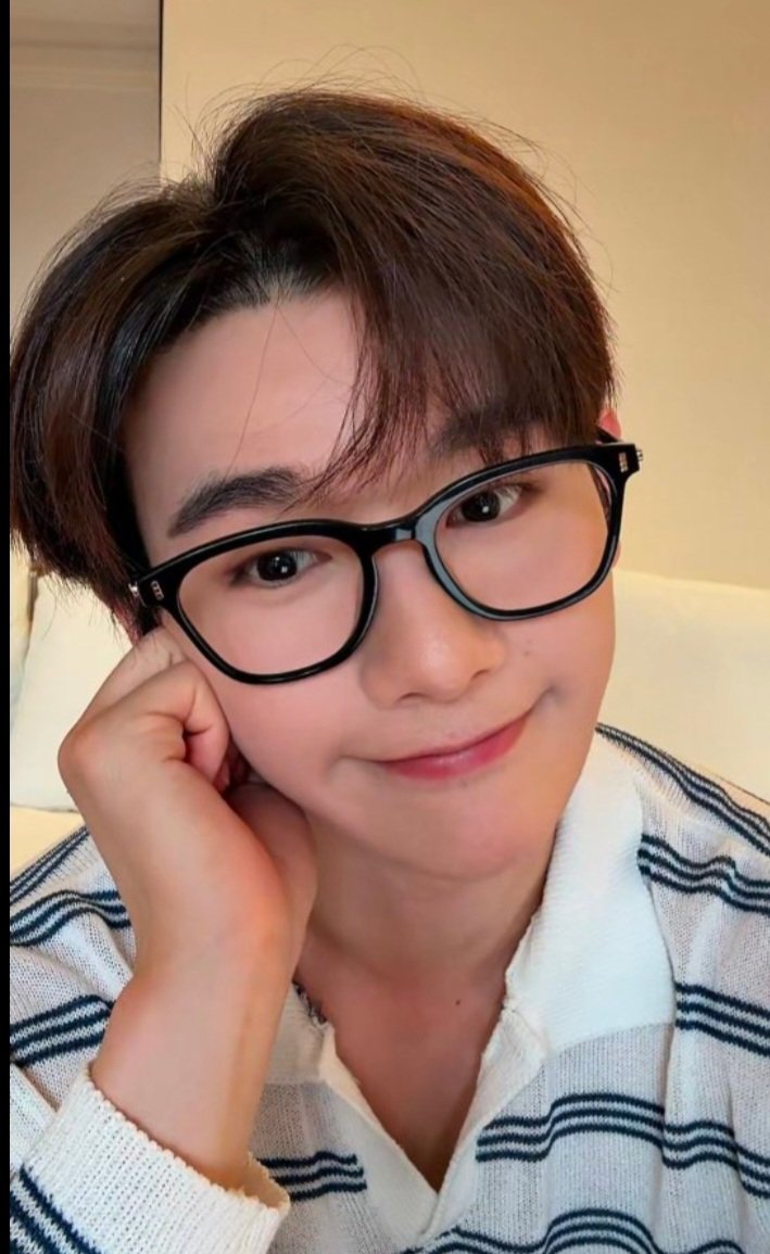 M_MyHome's tweet photo. MORNING 06 NNINE
แฮปปี้ แฮปปี้ ทุกวันนะครับน้องนาย
#นายท่านกรชิต #高卿尘Nine #GaoQingchen  
@naninenai99 https://t.co/uCwaausCnX