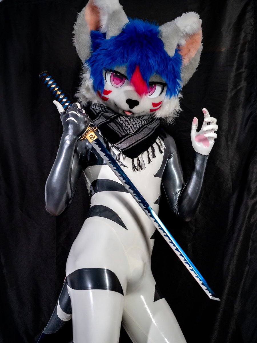 Yunflow's tweet photo. This thing’s poisoned😈
#latex https://t.co/lkQ3jnSjhq