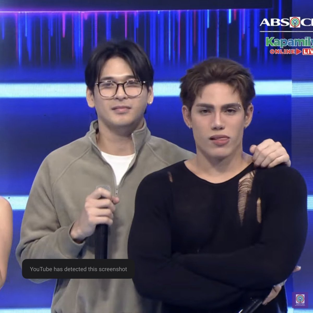 skyynvester's tweet photo. GUYS CAN I SAY SOMETHING ☝🏻 https://t.co/v1x0FzhAZ9