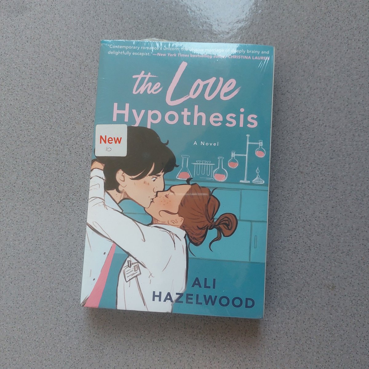 diharaptenang's tweet photo. Wts english novel
The love hypothesis - ali hazelwood
Hopeless - elsie silver
Funny story - emily henry
Acowar (a court of wings and ruin)
Kingdom of ash
Queen of shadows
By sarah j maas.
Dm for details https://t.co/Y6jCWHdV13