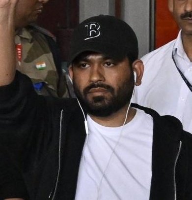 Ayush 🧌 tweet media