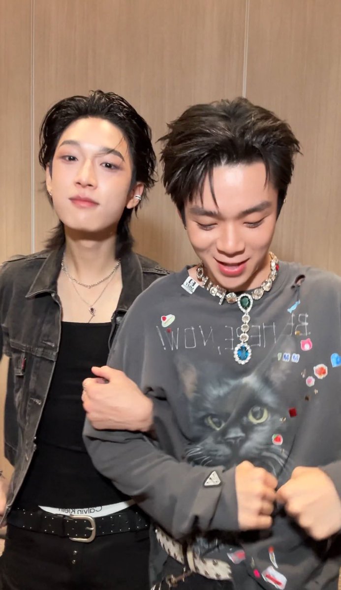 kh1ovele's tweet photo. บ้าบิ่นฮีเมนน้องเน้กหนิ 🥥🐈‍⬛? https://t.co/sK7ZzPyAkJ