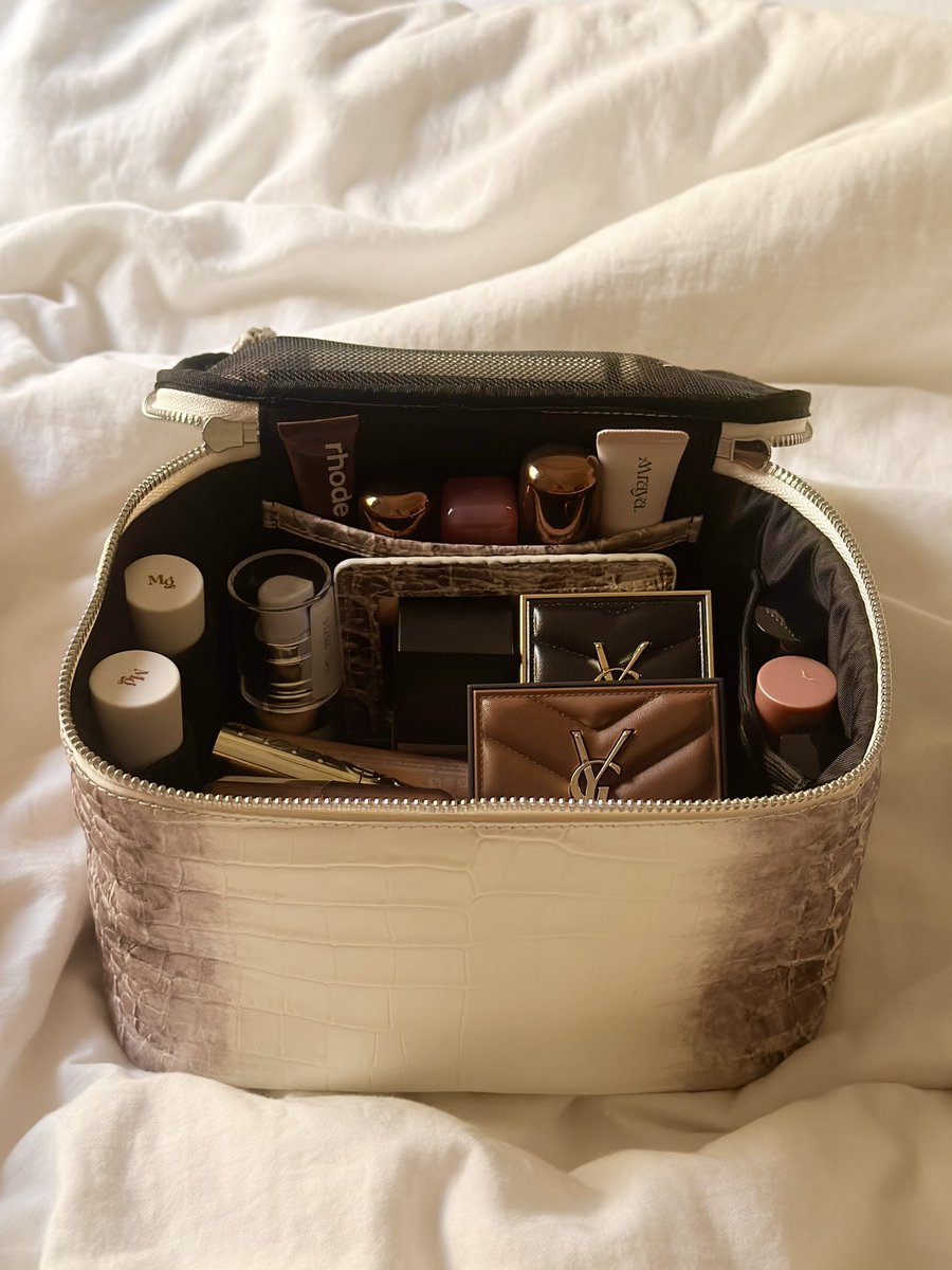 imarealdolltho's tweet photo. 🪸🦢🧚🏻‍♂️💅🏻🌷
فقرتنا المفضــــلة 
هاتوا صور الاسبوع https://t.co/T4SdfzaTSP