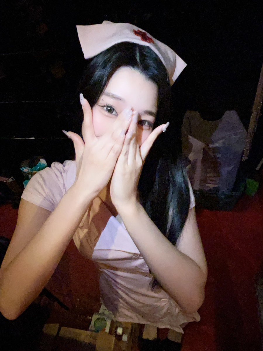 HIDEOUTTEN1010's tweet photo. スペシャルイベントSTART💖
美味しい牛丼もあるよ🍚 https://t.co/7oiNRvCEGx