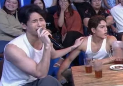 jasb1730's tweet photo. @_intopau 😭😭😭😭😭😭😭😭 https://t.co/mW0KyAT5dM
