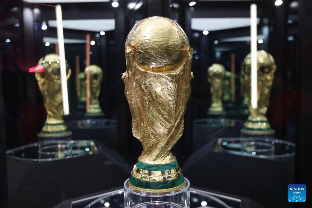 maskbalam's tweet photo. In pics: Mexico City stop of FIFA World Cup Trophy Tour

https://t.co/K0KBEZcgfs https://t.co/vWrloUn6fJ