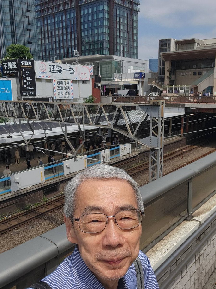 mami1332's tweet photo. ヤスです！さて #再開発絡み でもう一つ🏢先日「 #大井町 ｣に出没🚶ここは #東急大井町線 • #JR京浜東北線 • #りんかい線 が通り🚃 #昭和の時代 から #賑やかな繁華街 ですが😃 #JR の #住宅跡地 に「 #OIMACHITRACKS 」 爆誕！😳続く✨️

#ミンキーヤス #TOKAIRADIO #レインボータウンFM https://t.co/NyMgpFIVEM