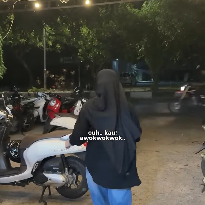dirgita's tweet photo. Ketawa "awokwokwok" di real life^^
https://t.co/hLTanLAEZV https://t.co/RcYI18SI7a