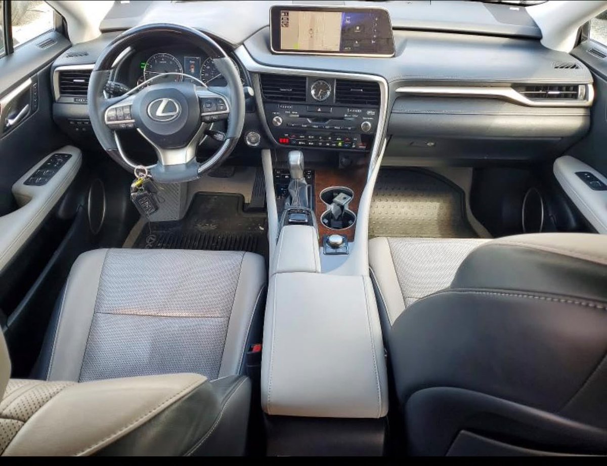 uncle_vill's tweet photo. 2019 RX 350 premium won 🏆 

Let me procure your desired car for you 🫵🏽 https://t.co/6l1vbLJWl1