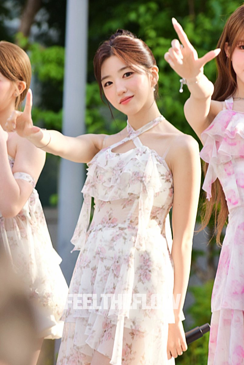 feeltheflowSH's tweet photo. 260606 미니팬미팅
#tripleS #박소현 #sohyun #트리플에스 https://t.co/4xorT2d8C2
