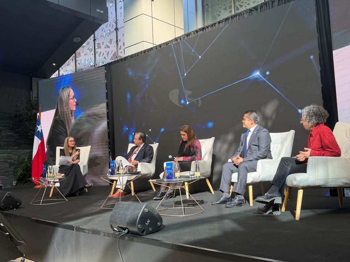 inquifar's tweet photo. La XLVII Asamblea Anual y Foro Latinoamericano de ALIFAR 2026 reunió en Santiago de Chile a líderes de la industria farmacéutica, autoridades regulatorias y representantes del sector salud para analizar los desafíos y oportunidades que enfrenta América Latina.

#ALIFAR2026 #INQUIFAR
