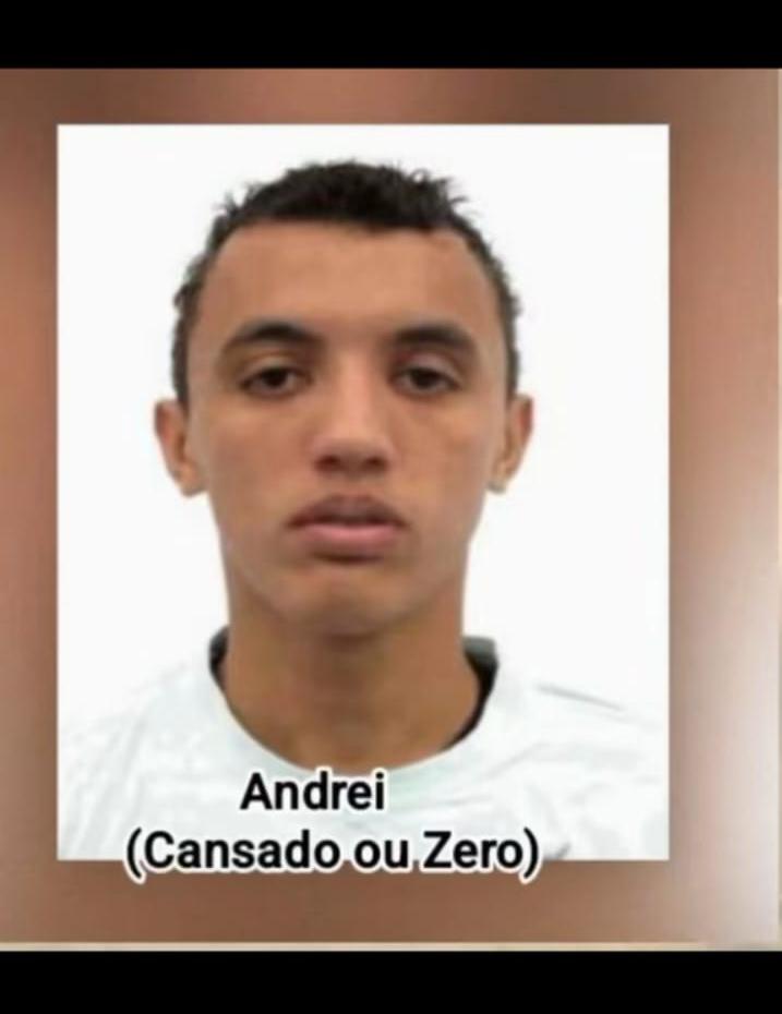BAIXADAVIVEE's tweet photo. RECREIO RJ - TERREIRÃO 
O ex miliciano Andrey (VULGO ZERO OU CANSADO) está puxando essa nova guerra no terreirão na tentativa de expressão do CV 
O ex miliciano (ZERO) está com um forte apoio do traficante Carlos da Costa Neves (VULGO GARDENAL) para retoma algumas áreas para o CV https://t.co/vhT0FCMuHZ
