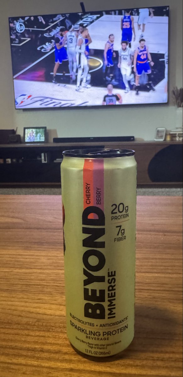 palmlyfe1's tweet photo. $BYND x @NBA This Cherry Berry flavor is 🔥. @BigGeyserInc  really dialed in the mixture https://t.co/m0FUHFwK1U