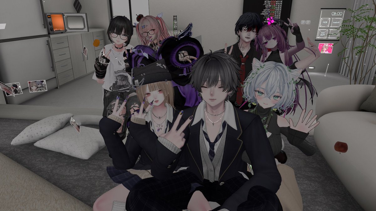 V_ilem's tweet photo. 制服着た〜〜〜！！！

昨日も乾杯ありがとうございました！🍻
久しぶりに会ったフレンドやら、フレンドの誕生日やら、冷凍餃子の話やら、冬のブイケットリアルの話やら、最近の16タイプ診断の話やら...酒が進む話ばかり！

今日もたくさん乾杯してください🍻 https://t.co/Lbl3RpJn74