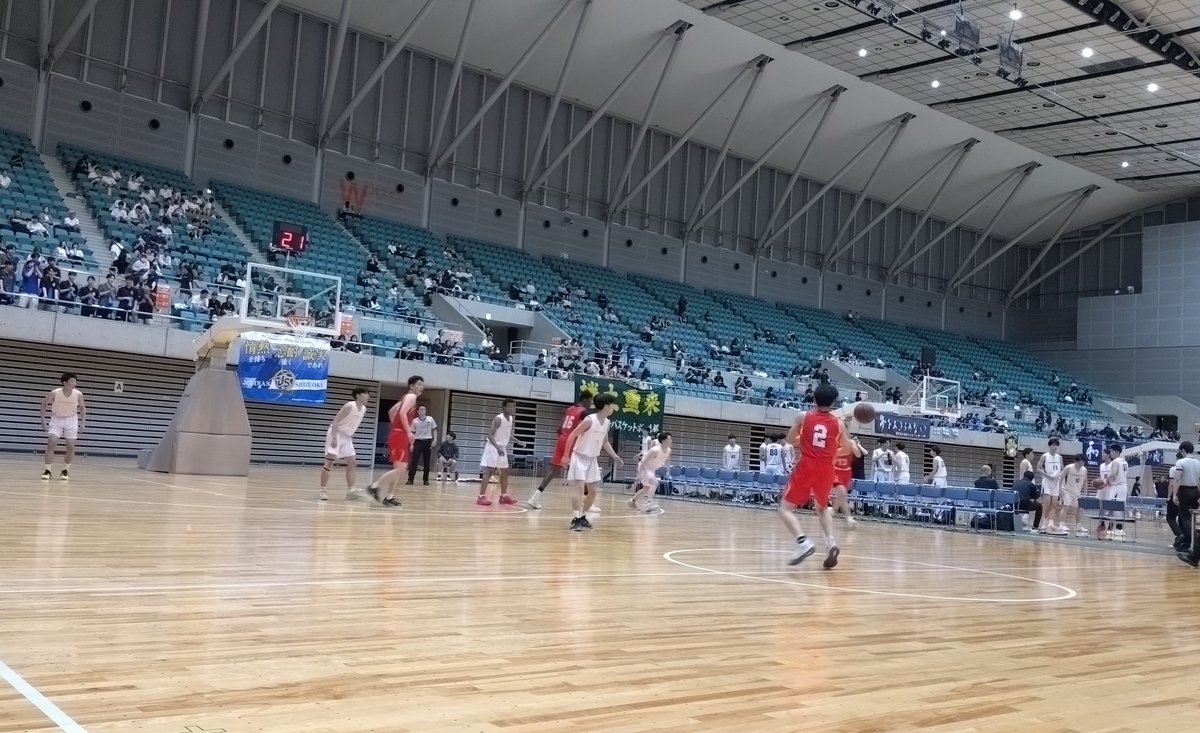 NC_MBBC's tweet photo. インターハイ静岡県大会
5位決定トーナメント
沼津中央高校-城南静岡高校
後半スタート🏀
#沼津中央 #NC #インターハイ #静岡バスケ https://t.co/omLq87n0Im