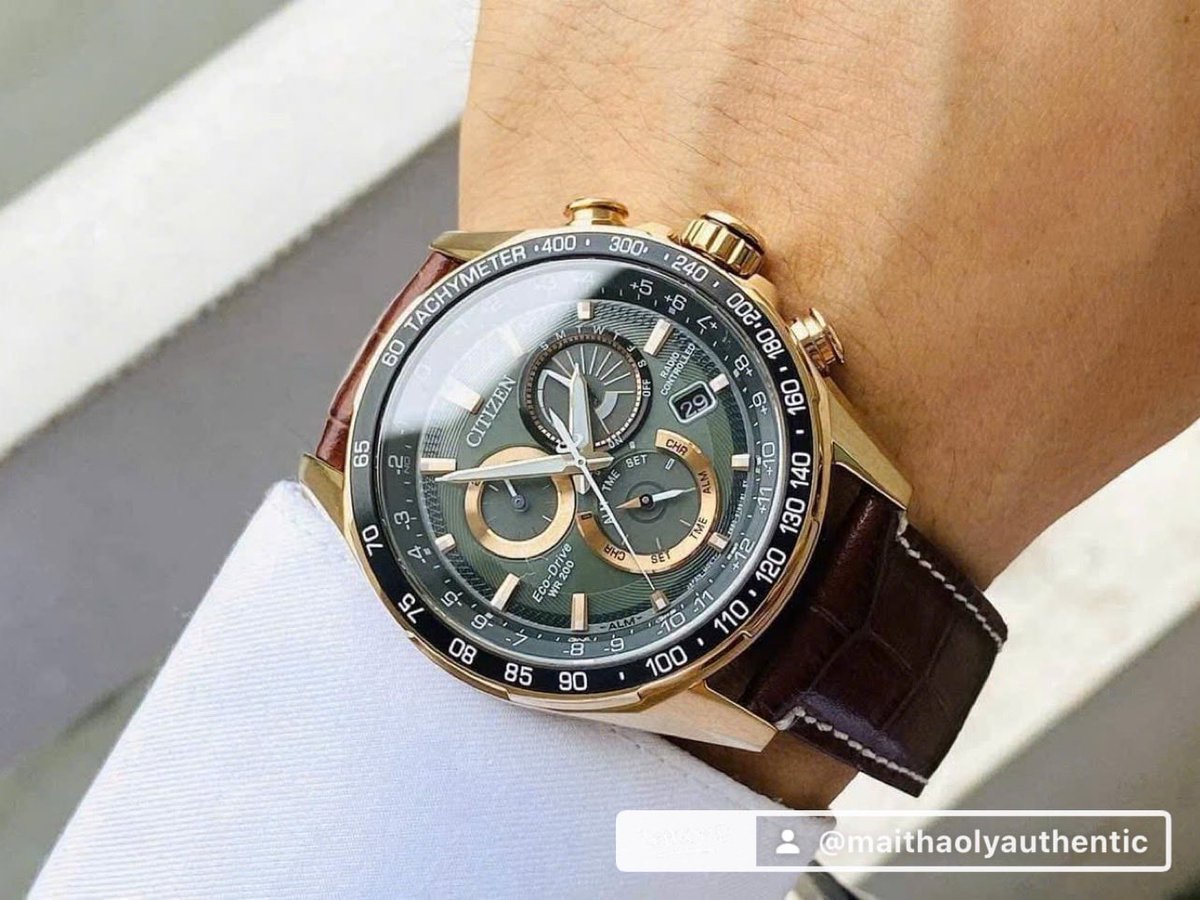Maithaolyauth's tweet photo. ⌚  Citizen Perpetual Calendar chronograph : CB5919-00X

👉 Chức năng: Lịch vạn niên, Chronograph, 24h, lịch ngày, thứ, giờ quốc tế (World Time GMT), Radio Controlled
- Kính Sapphire nguyên khối
- Máy Eco-Drive
- Size 43mm
- Chống nước 200m
Lystoreus8800k https://t.co/YpWZRv4lsN