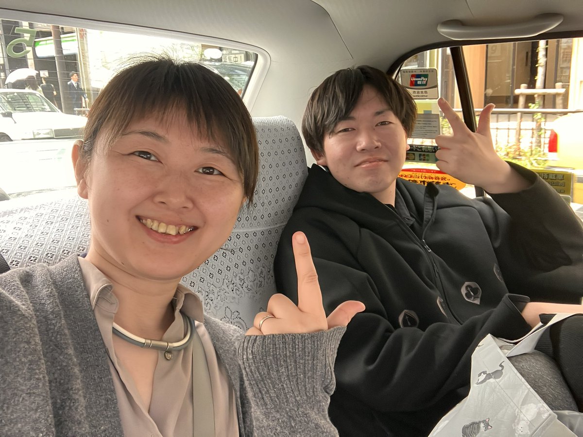 chisa_secret03's tweet photo. ラウンドワンで練習場所難民してたら
#福地陸来 選手( @riku7darts )親子が一緒にやりましょうって入れてくれた〰️！！！

神𓀁✨

お母様と3人で会場向かってるなう！！
頑張ろー！！ https://t.co/SDmufLq6PV
