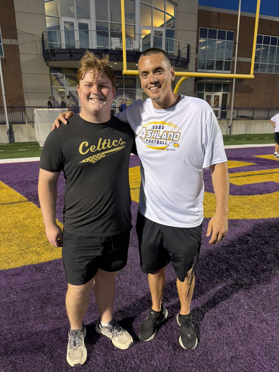 LucasLittl10307's tweet photo. Thanks to everyone at the @AshlandFB big man FNL camp, and a special thanks to @JimCordle63 and the offensive line for everything they taught me.
@CoachMCrabtree
@CoachStierhoff https://t.co/CY6o3b7uVx