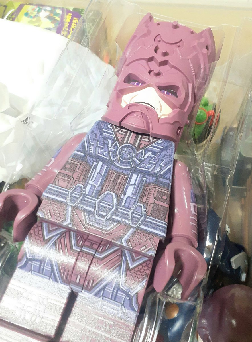 mudrone's tweet photo. @cocopui @rozharday @shoku_x_gan @Romantica_zakka @hirocore_d @7010grind #アメイジング商店街 販売品

クソデカギャラクタスは数ないのでお早めに
ミニフィグをお供にドゾ https://t.co/XoIUQRlNkt