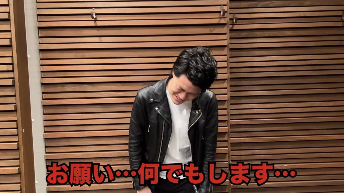 xo_ll2's tweet photo. バイトなう https://t.co/75OCxKO8Lt