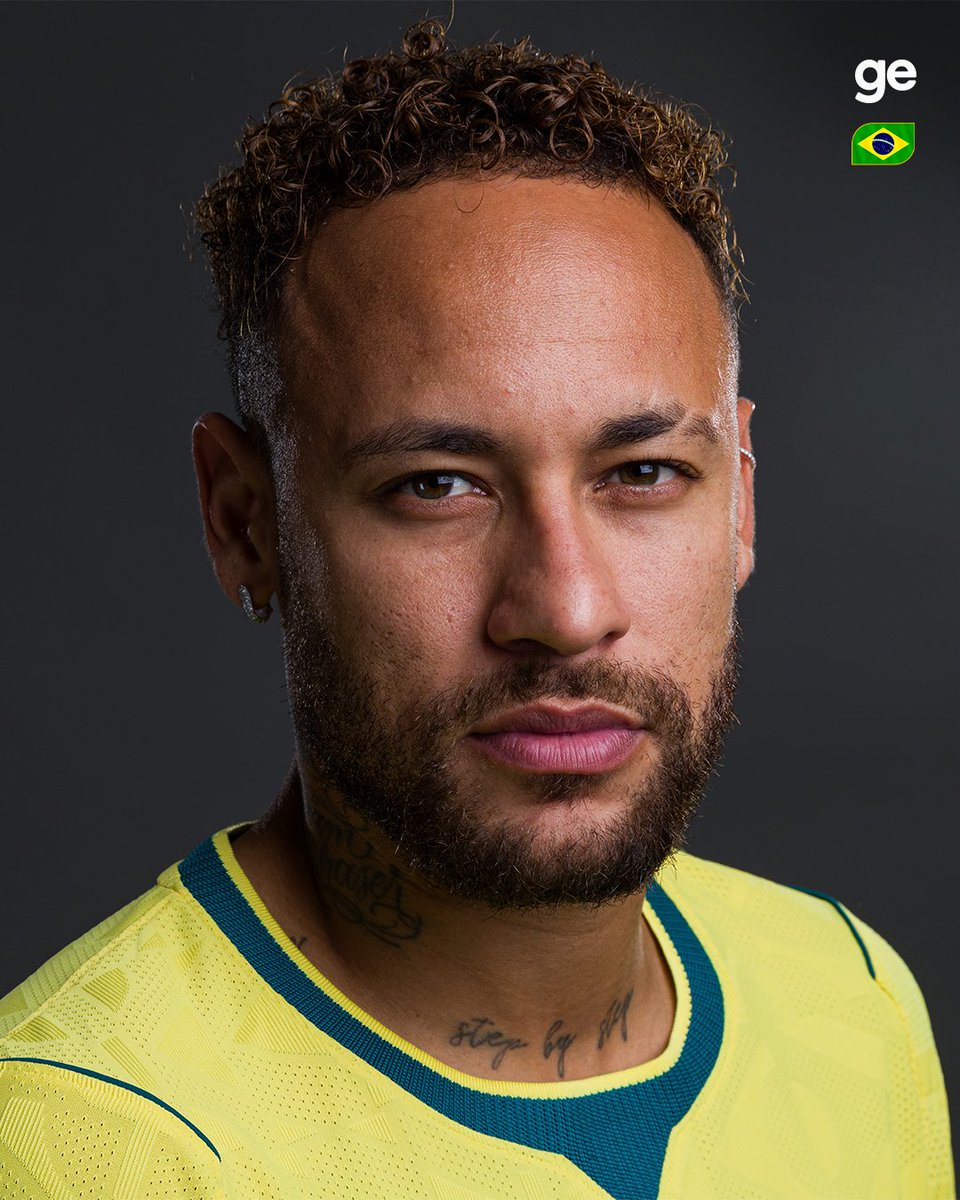 EmpNeymar's tweet photo. Parece que ficou uns 5 anos mais novo. https://t.co/m7M0rz9tKJ