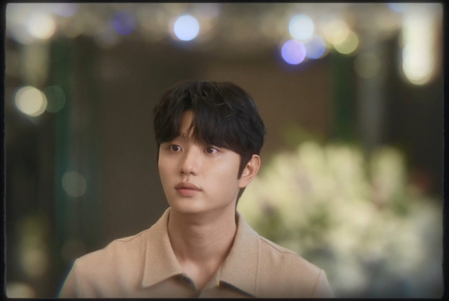 smnn119's tweet photo. 유미가 두개는 끓여야 먹은것 같지
하고 있을 때 연하는 이러고 있었는거 너무 웃겨 https://t.co/sPFBbr2sDV