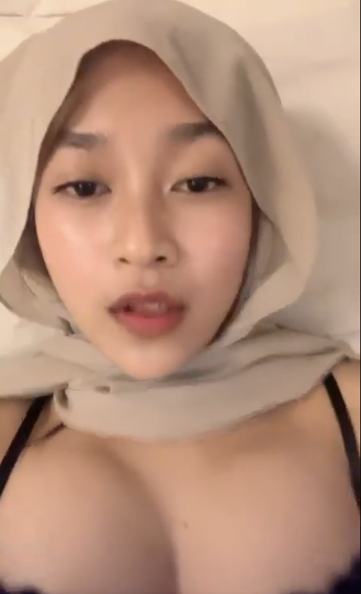 lovesevio's tweet photo. bermanfaat tepat sasaran Viral Sabtu Pagii 💦

tukang cilok 
https://t.co/7sYiYSLKQO
Cut Salwa 
https://t.co/lZNigQYJee
Umay TikTok
https://t.co/kKbxX88uD7
Syakirah
https://t.co/rpfmtlGU2z

Terabox UC Browser Doodstream Emil King Indo Coach Justin Oman Veronica https://t.co/8lRh6IanK3