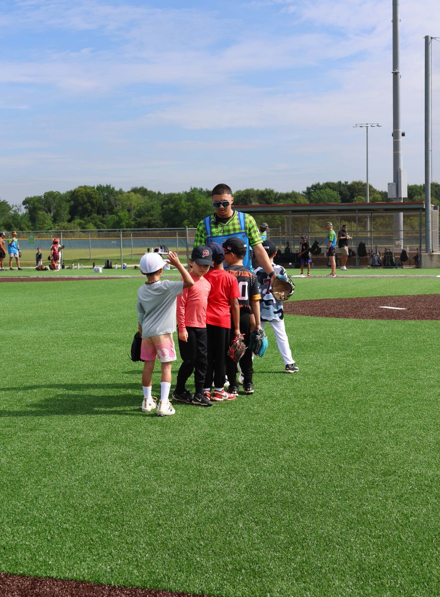 cobblersCCBL's tweet photo. What a great three days at Mini Cobblers Camp! 🍐⚾️

Thank you to all of our Mini Cobblers for bringing great energy, effort, and excitement to the field each day! We can't wait to see everyone back at the ballpark!

#PearlandCobblers #GoCobblers #BuiltInPearland https://t.co/cP70uSuMTl