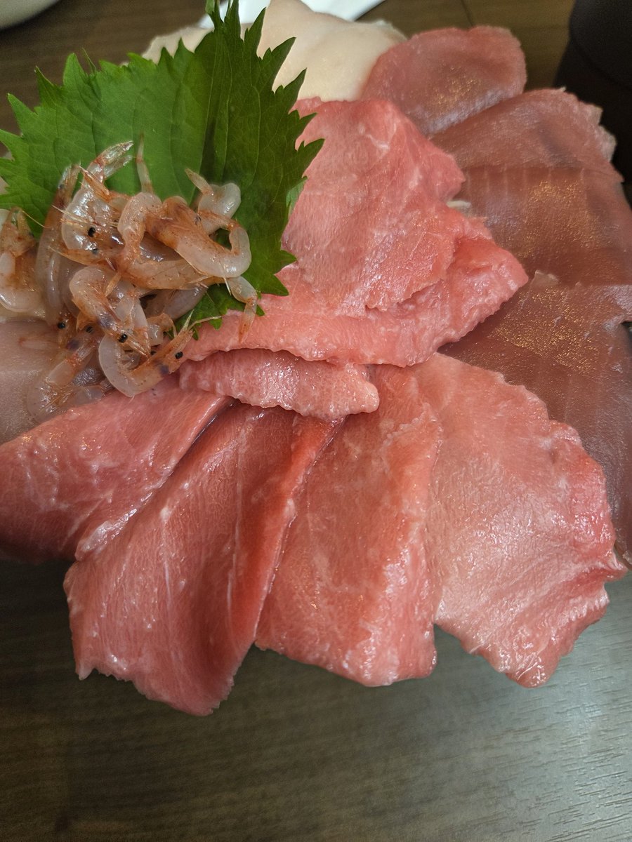 kunio0807's tweet photo. 海無し県民マグロを堪能する🐟#岐阜サポ清水遠征 https://t.co/hcUfgeL9UN