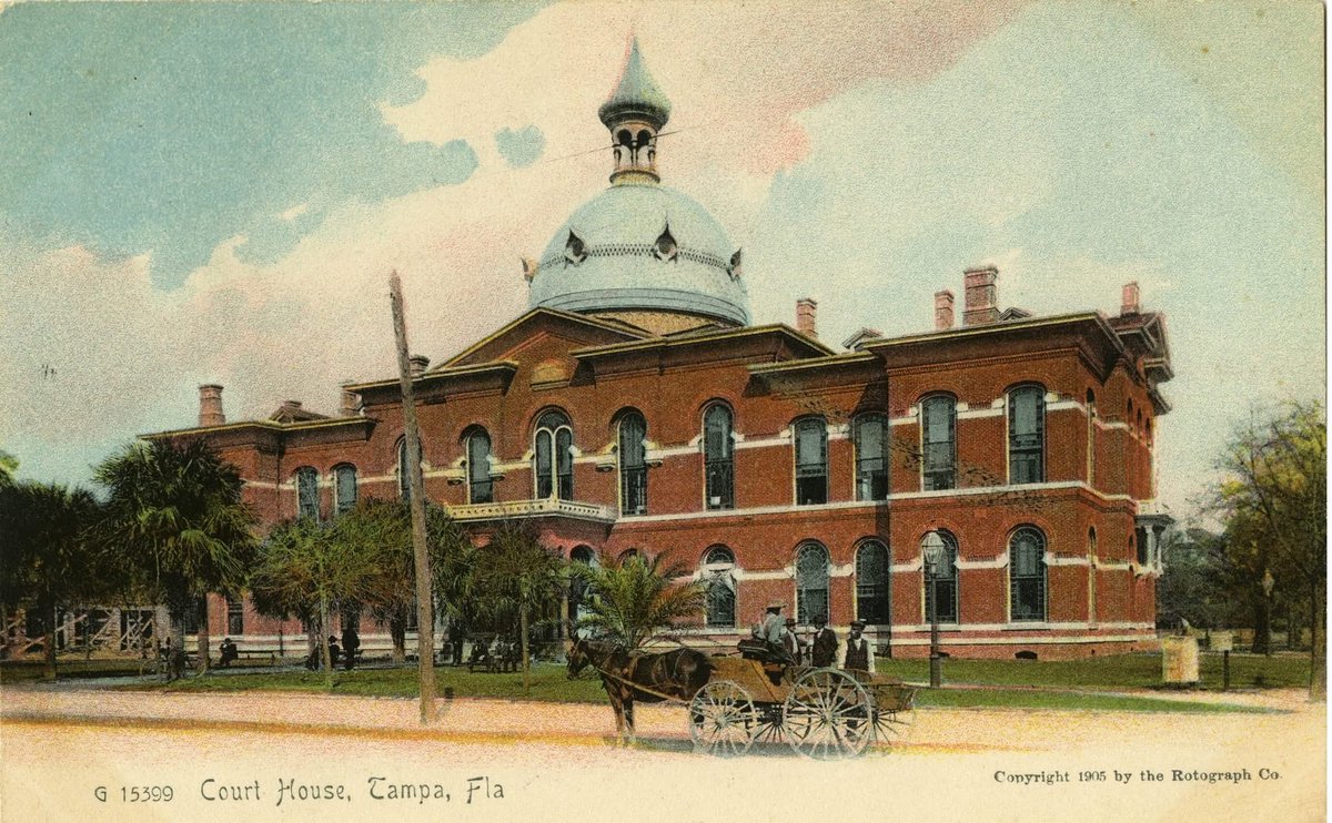 LampsOfValar's tweet photo. old-world florida “court-houses” https://t.co/xERPd1BmEl
