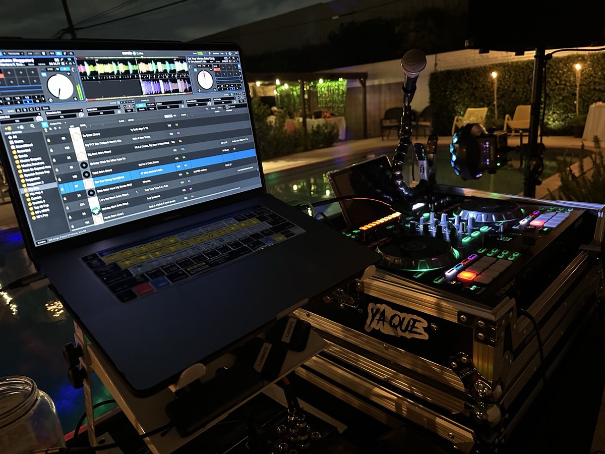 move_2thegroove's tweet photo. Late post. May 23, 2026. A big thanks to Eddie and his wife for hiring me to dj for their daughter and her graduation. Also, very good to see my best friend Ramón, Gabe, and his wife Veronica. https://t.co/ArYFHgtxh2