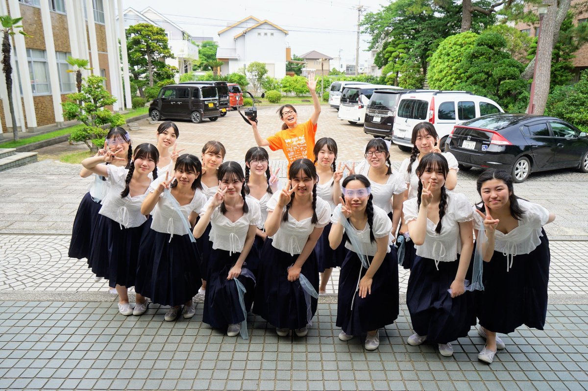 seienjoshi's tweet photo. 台風の影響で延期となった #創立120周年 記念 #パフォーマンス大会 を無事開催しました。中高生が仲間との絆や成長をテーマに #創作ダンス を披露。会場は感動と拍手に包まれました。ご来校、ご声援くださった皆様、ありがとうございました！#西遠 https://t.co/mKeN5RG9sm https://t.co/qoENWQ8kuK