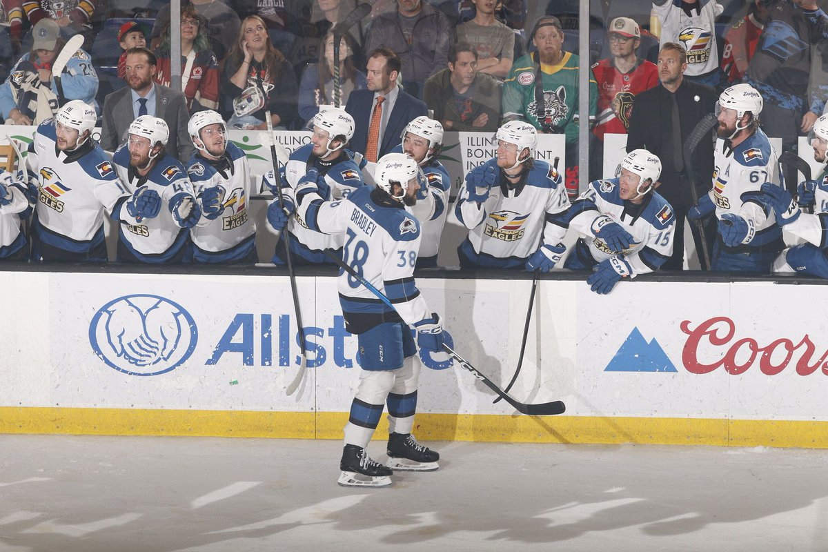 brennan_vogt's tweet photo. EAGLES WIN 7-3! They are one win away from the Calder Cup Finals and are heading home!!! #Avs #GoAvsGo #EaglesCountry @HockeyMtnHighCO https://t.co/Zl7RlUo9QS