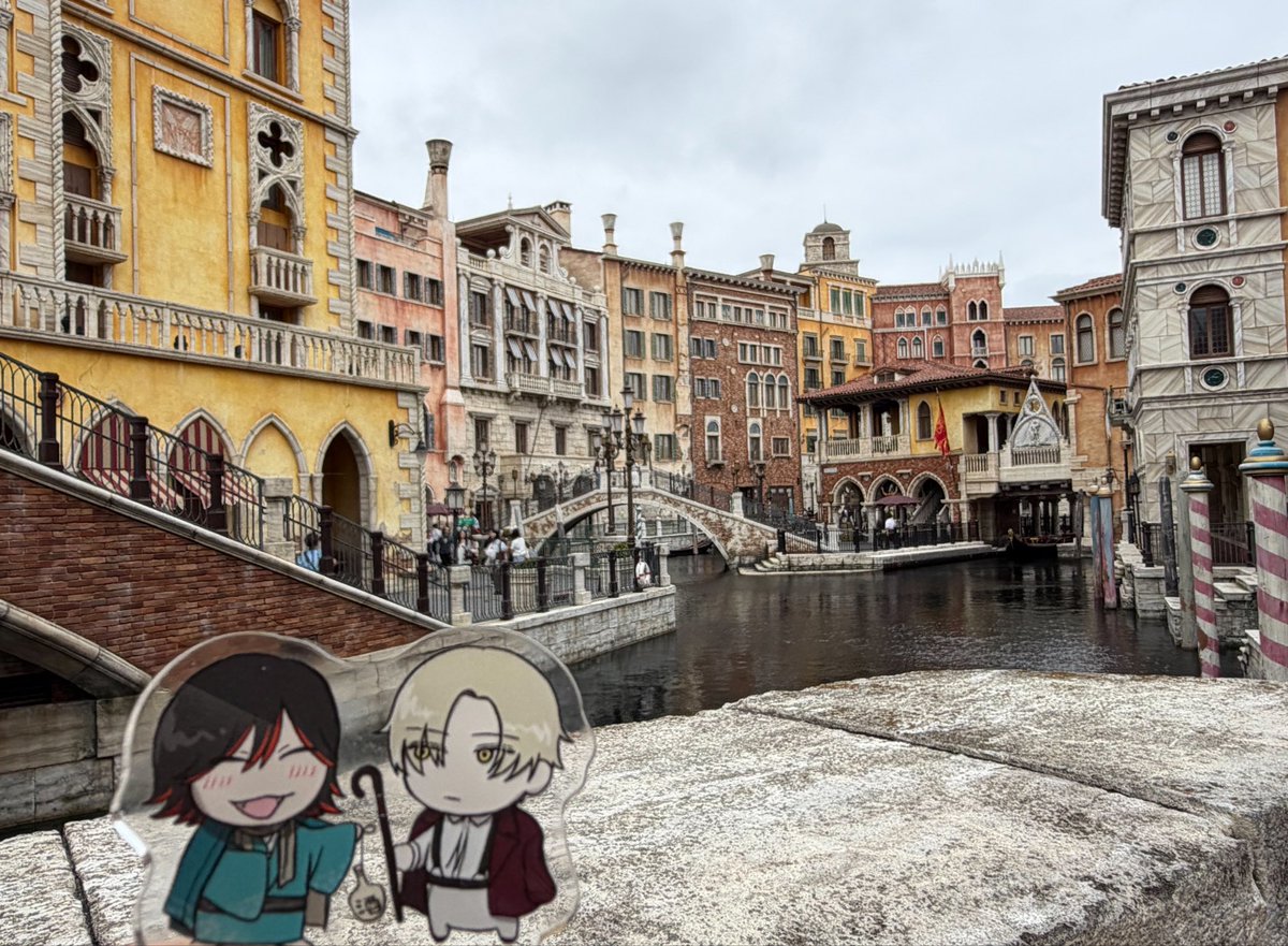 anfaTK's tweet photo. TDSにきたカミーラとイタリア案内するデンかが https://t.co/Ca8Tqperpc