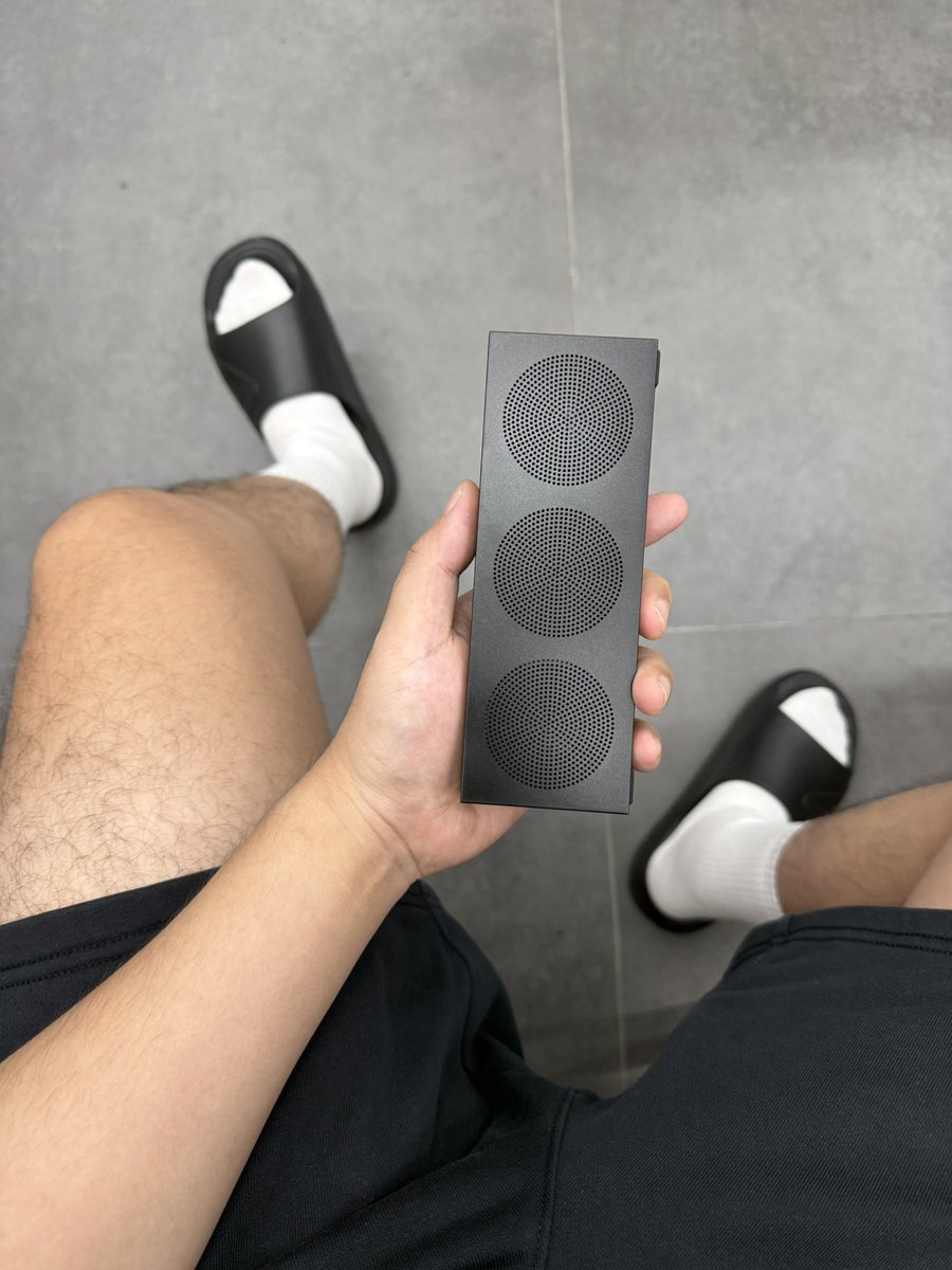 nsndwya321's tweet photo. 手上换成什么才合适🤔 https://t.co/bJpPALULVk