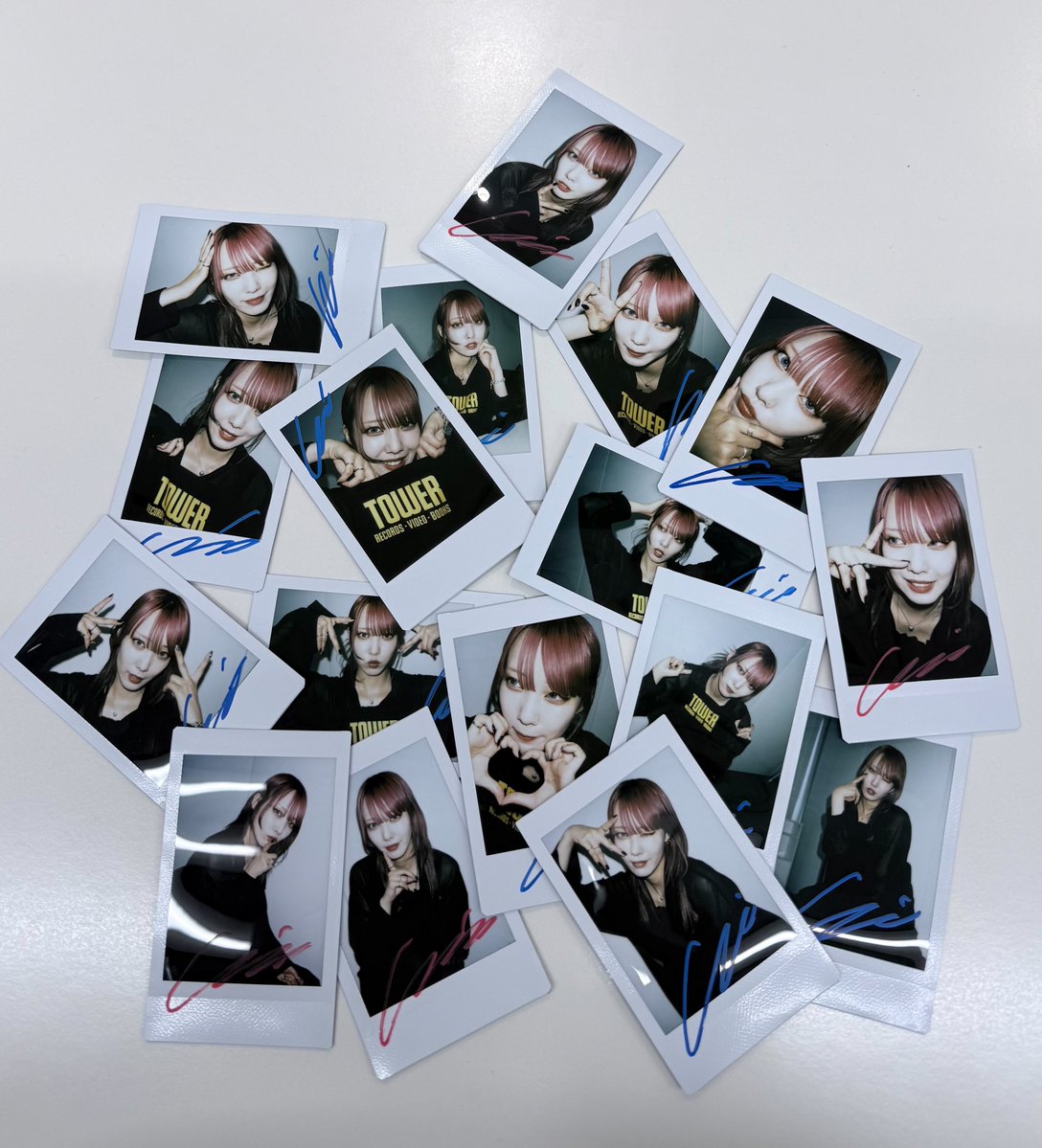 io_nightowl's tweet photo. 結構いいです🎶

折原伊桜 初の全国流通版CD
6/24 発売 New Single「FIXATE」
ご予約受付中です！💿

◆タワーレコード様
⇨https://t.co/nTICPgZjRj

◆ヴィレッジヴァンガード様
⇨電話か店頭で受付 https://t.co/3QA1hcHKaE