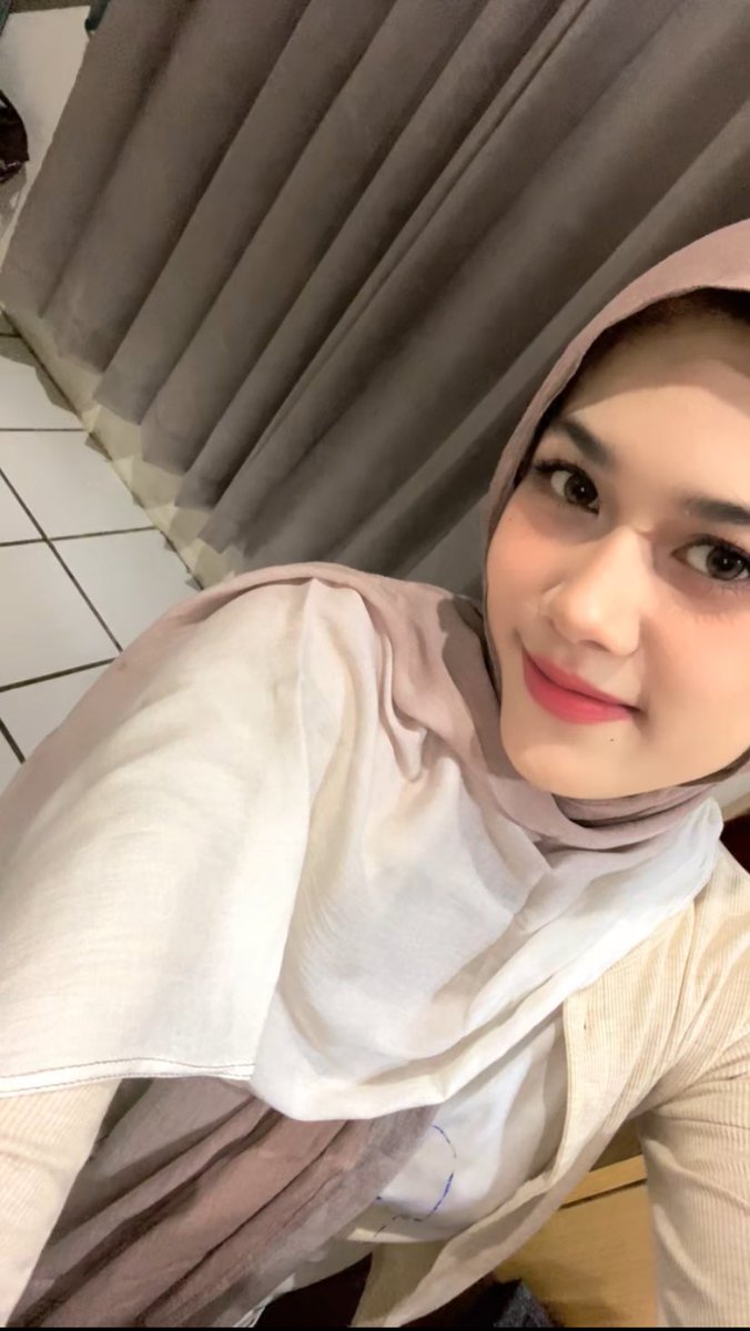 cila tweet media