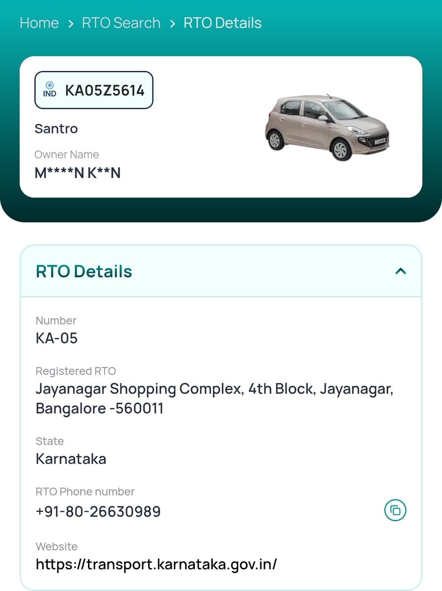 bahushrut's tweet photo. @hsrltrafficps @blrcitytraffic @3rdEyeDude Today morning at 7:01 am this santro KA05Z5614 jumped the signal and almost bumped into our car. Please let me know if there is any exemption available for anyone from following traffic rules and signals? https://t.co/O1IGaSVgdw