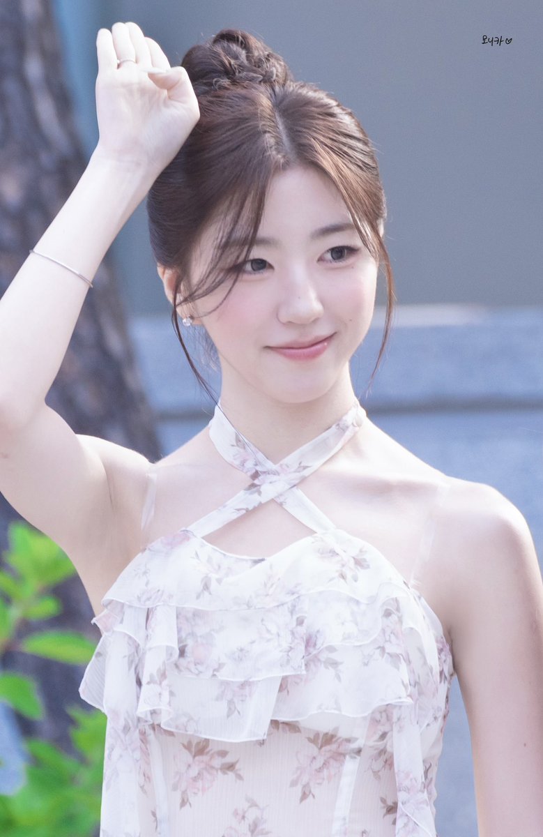 monica_HSY1419's tweet photo. 260606 
🐰
#tripleS #트리플에스 #박소현 #Sohyun https://t.co/zGLe3NGrwy