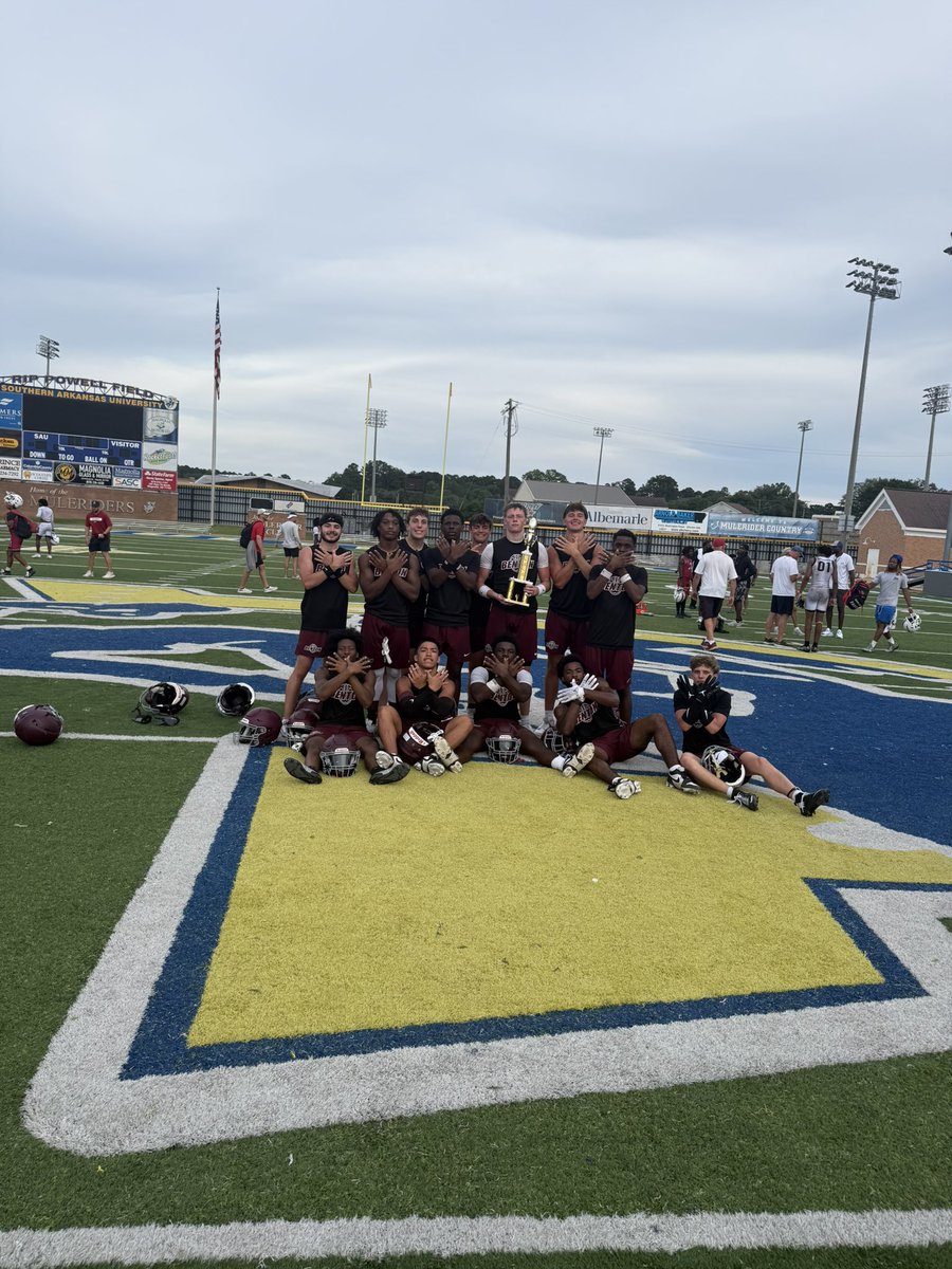 coachofpdc's tweet photo. SAU 7on7 Champs! Proud of these guys, we went 7-0 on the day and out scored our opponents 238-48! @SAUFootball &amp; @CoachBradSmiley do a great job running this event! #Benton💪🏼 #BentonSouth #LetsRide @BentonTDClub https://t.co/1sGeFH2YwM