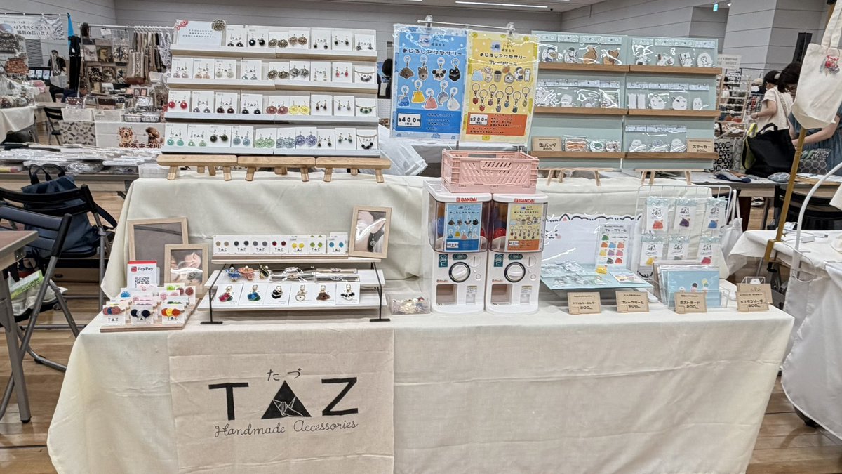 _taz886_'s tweet photo. TOKYOハンドメイド祭
はじまります！！

17:30までやってます〜
ブースM-05にてお待ちしてます✨

#TOKYOハンドメイド祭 https://t.co/f45QaBVsGP
