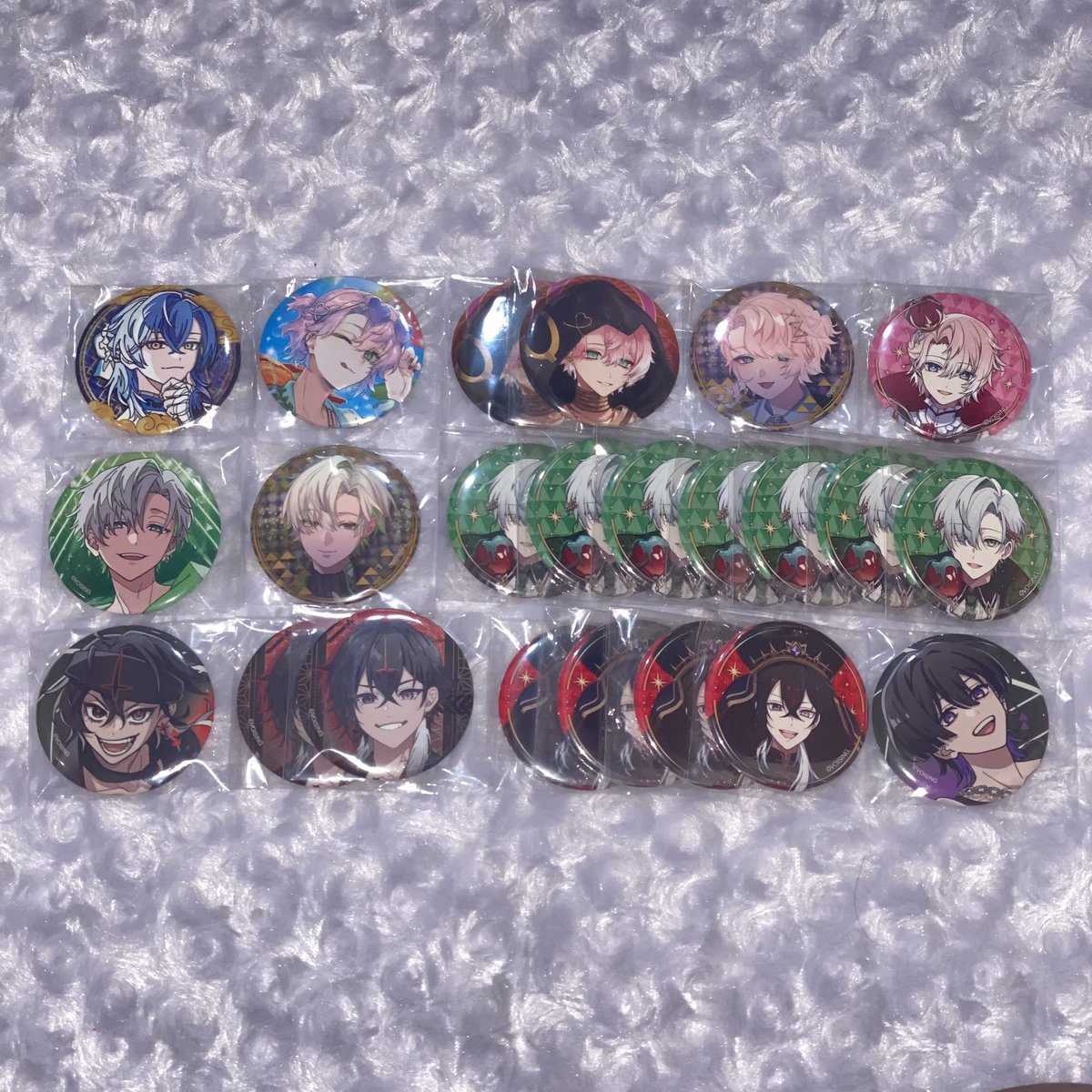 ____ice's tweet photo. クロノヴァ 缶バッジ トレカ ブロマイド 交換 買取 讓渡

譲┊︎画像1~10 

求┊︎alt

6/7手渡し、6/28手渡し、大阪手渡し

#クロノヴァグッズ交換 https://t.co/ifoOF20lmK