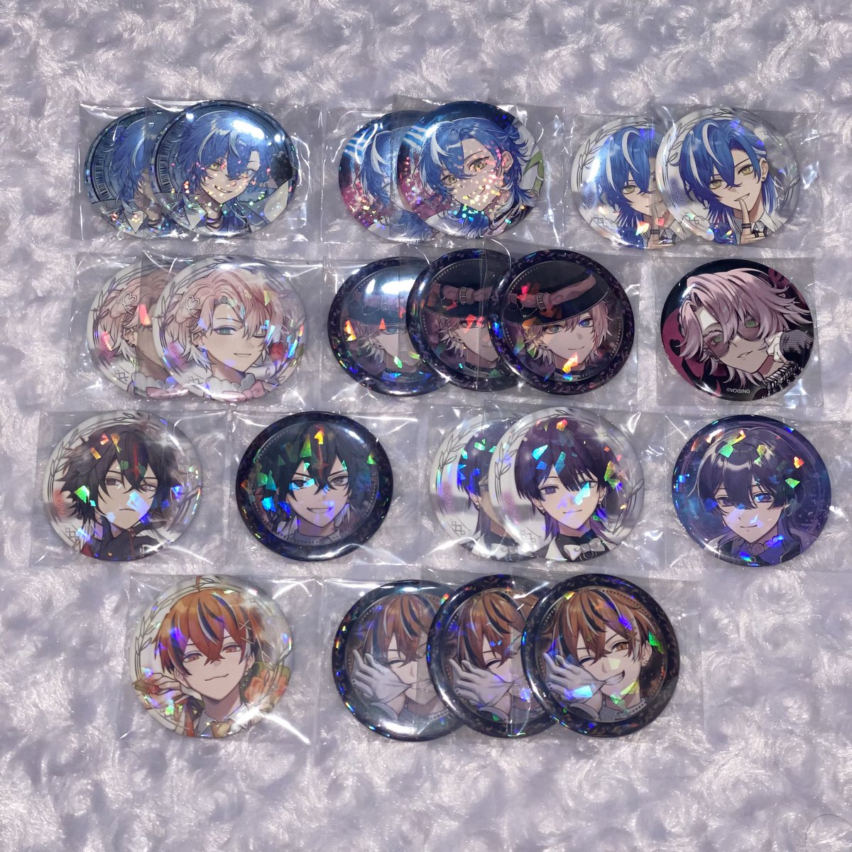 ____ice's tweet photo. クロノヴァ 缶バッジ トレカ ブロマイド 交換 買取 讓渡

譲┊︎画像1~10 

求┊︎alt

6/7手渡し、6/28手渡し、大阪手渡し

#クロノヴァグッズ交換 https://t.co/ifoOF20lmK
