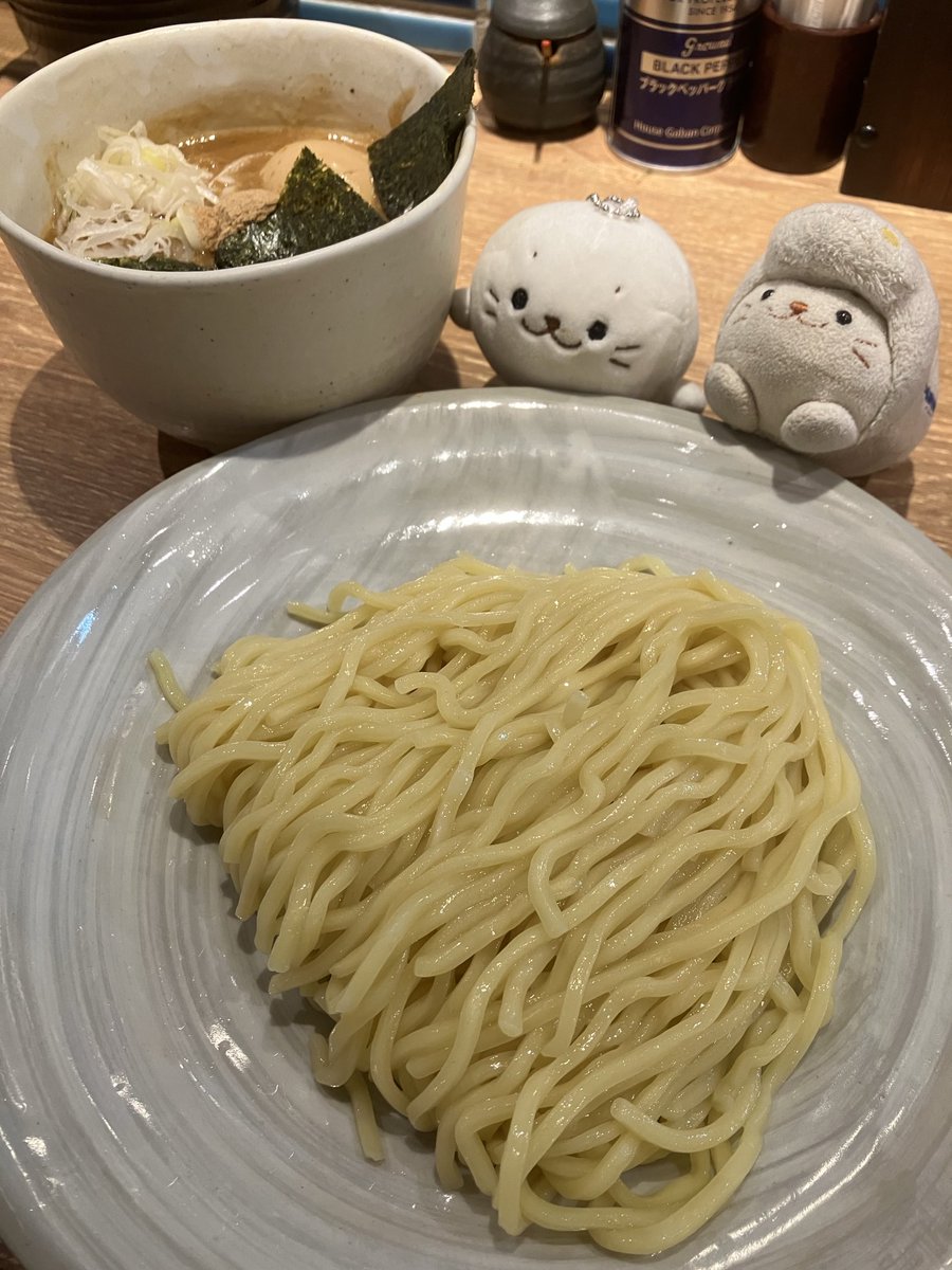 kono1's tweet photo. 風雲児のつけ麺！
うまい！
出汁がいいなあ。 https://t.co/wgeO5DxYug