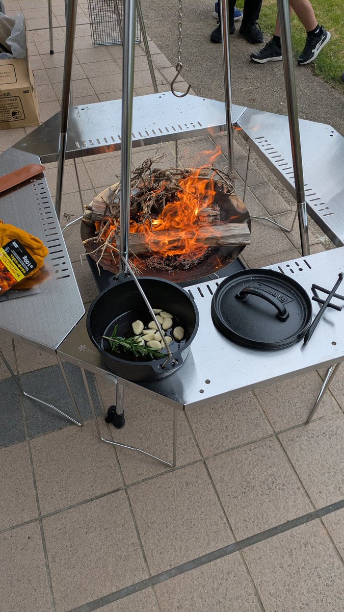 maron_vr's tweet photo. BBQみたいなこと https://t.co/lcKRfG1JjG